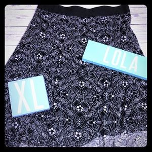 LuLaRoe black lace Lola